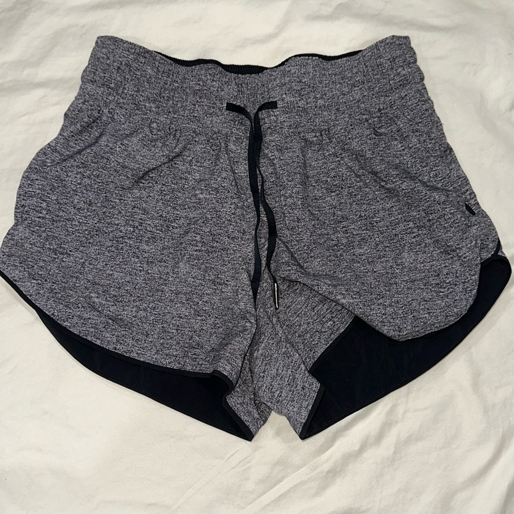 Lululemon Choose A Side Short *3" Size 2